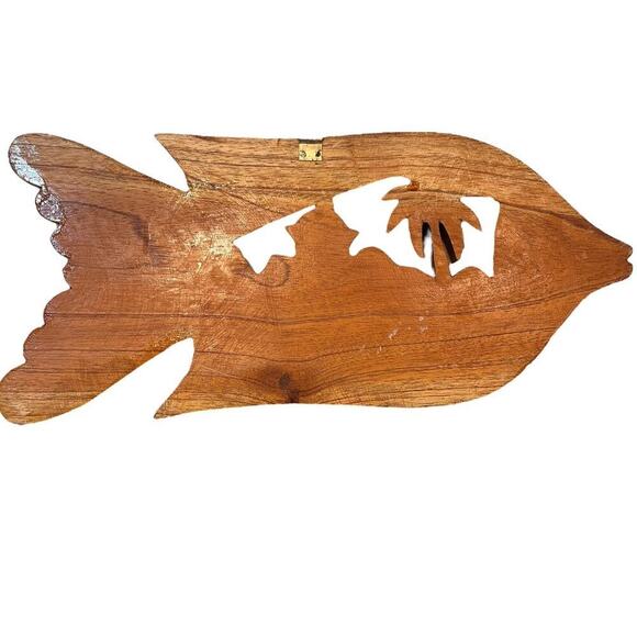 Hand Carved and Hand Painted Wall Hanging, Fish Design, Art Deco - Picture 2 of 3